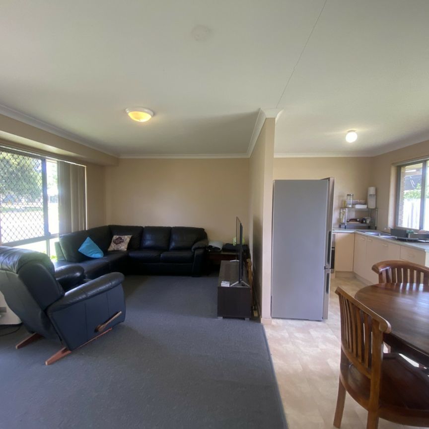 35 Silkyoak Circuit, Fitzgibbon QLD, Belconnen - Photo 1