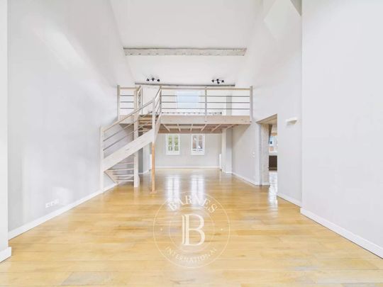 Appartement Duplex 239m2 - Photo 1