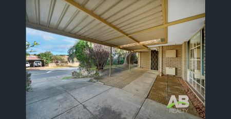 Lakeside Living! - Photo 5