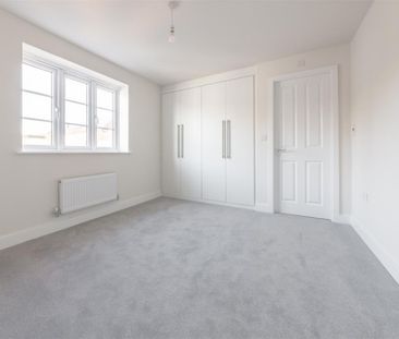 3 BED Detached house To rent - Photo 1