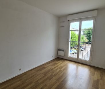 Location Appartement 3 pièces 71m² ORLEANS 45000 - Photo 4