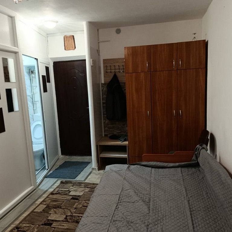 Garsoniera,17mp,et.1,mobilata/utilata,Bularga-Granit Center - Fotografie 1