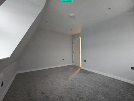 3 bedroom apartment to rent - Photo 4