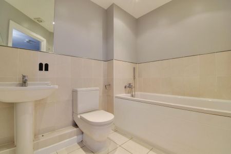 2 bedroom apartment to rent - Photo 2