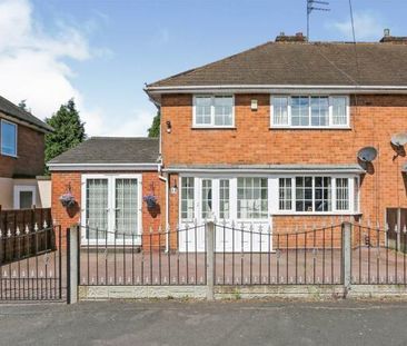 Acacia Avenue - Photo 1