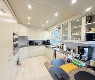 Grosszügige 5.5-Zimmerwohnung mit Terrasse & 2 Balkonen - Photo 3