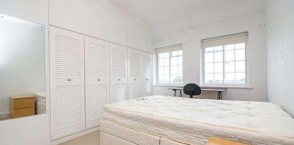 Richmond Hill, Richmond, TW10 - Photo 2