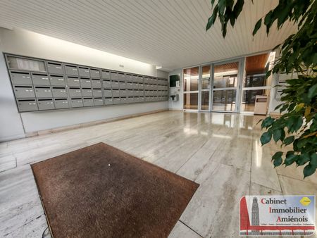 Amiens Centre Ville : Studio de 29m² + cave - Photo 4