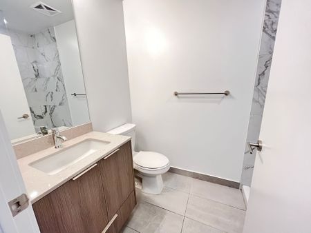 For Lease - 32 Forest Manor Road Unit# 412, Toronto, Ontario - Photo 5
