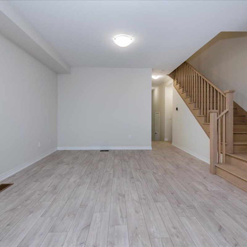 For Lease - 120 Turnberry Lane, Barrie, Ontario - Photo 1