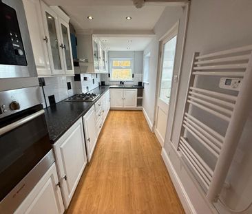2 bedroom terraced house to rent - Photo 5
