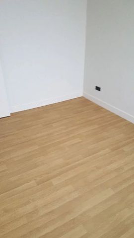 À LOUER : APPARTEMENT T4 • Réf TNG-G0179 - Photo 3