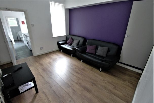 Northfield Road, Coventry, CV1 2DB - Photo 1