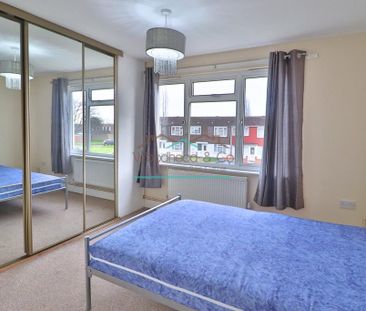 3 bedroom terraced house to rent - Photo 6