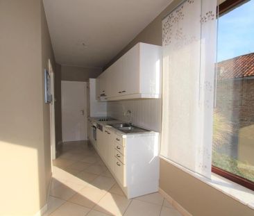 MOOI GELIJKVLOERS APPARTEMENT MET GROOT TERRAS + GARAGE - Photo 6