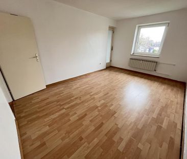 Geräumige 3 Zimmer | Wintergarten - Wohnung in Castrop-Rauxel - Photo 2