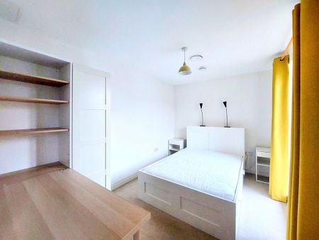 1 bedroom flat to rent - Photo 2