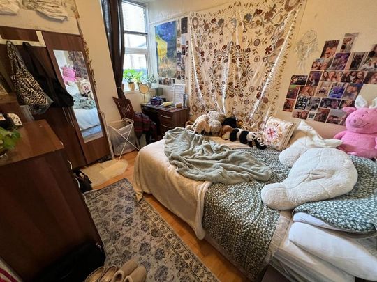 4 bedroom terraced house to rent - Photo 1