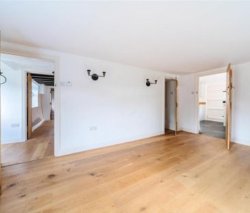 2 bedroom cottage to rent - Photo 1