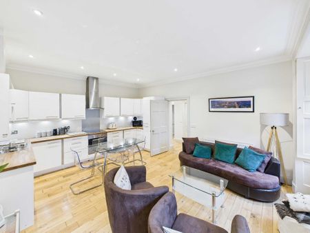 2 bedroom flat to rent - Photo 2