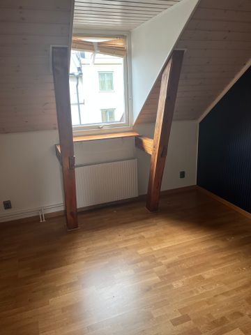 Vindslägenhet Gamla rådstugugatan 13 - Photo 2