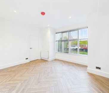 Elmers Drive, Teddington, TW11 - Photo 2