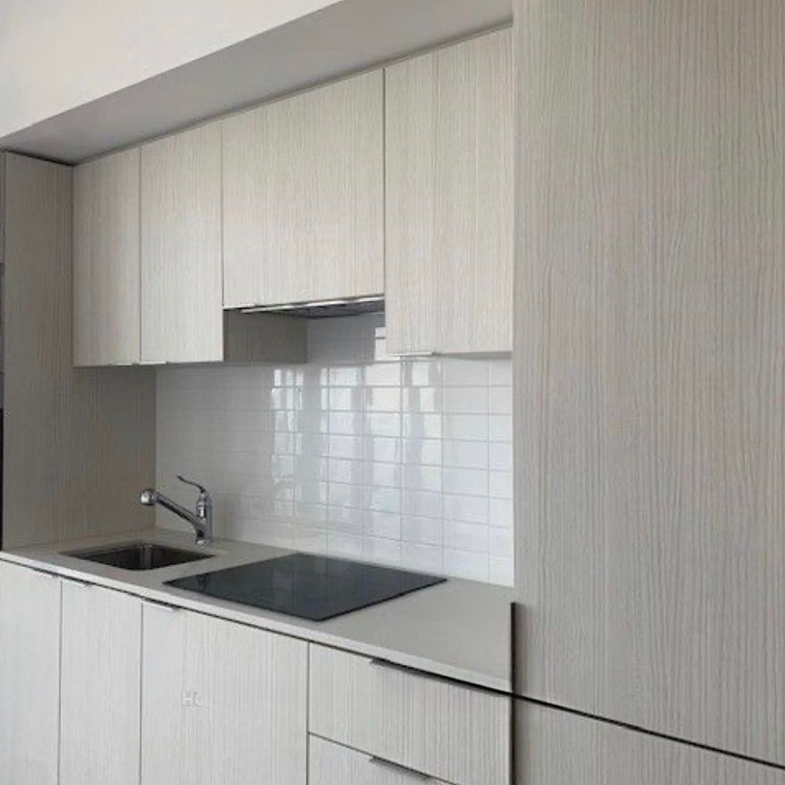 For Lease - 11 Wellesley Street Unit# 5712, Toronto, Ontario - Photo 1