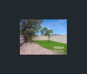 Charming 3-Bedroom duplex in Hassall Grove - Photo 5