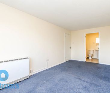 2 bed Apartment for Rent - Photo 3