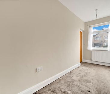 Waverley Close, Hayes, UB3 4AJ - Photo 6