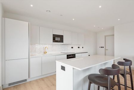 3 bedroom flat to rent - Photo 4