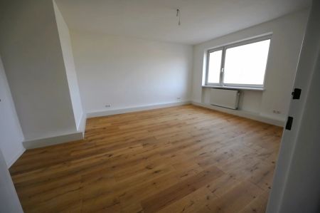 Sehr gepflegte 3-Zimmer-Wohnung mit neuer Einbauküche am Linzer Bindermichl - Photo 2