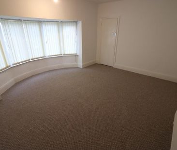 3 bedroom end of terrace house to rent - Photo 6