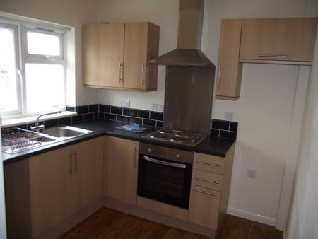 Wylds Lane, Worcester, WR5 - Photo 3