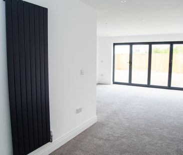 3 bedroom semi-detached house to rent - Photo 1