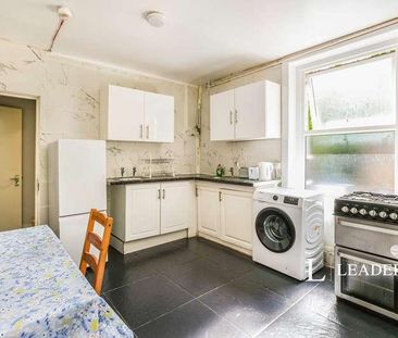 London Road, London, SE23 - Photo 3