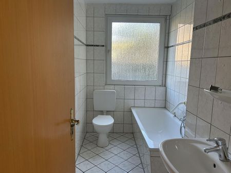Pronájem bytu 3+1 • 60 m² bez realitkyKrautstraße 69 Duisburg Neudorf-Süd Nordrhein-Westfalen 47057 - Photo 2