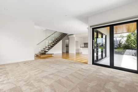 21 Chaucer Street, Hamlyn Heights - Photo 2