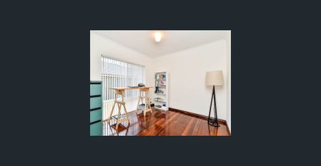 Spacious 3 Bed / 2 Bath Home in Central Bedford – Ideal for Families or Professionals!” - Photo 2