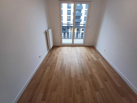 location Appartement T3 DE 75.5m² À COURBEVOIE - Photo 5