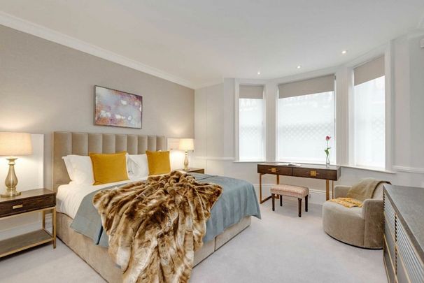 Observatory Gardens, W8, London - Photo 1