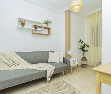 Fantastic 2 Bed Apartment for Short Term Rental in Torrevieja - Photo 6