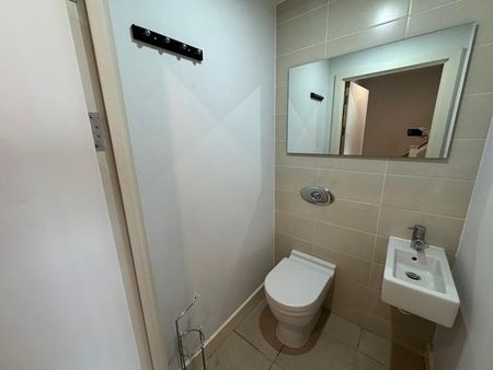 2 bedroom apartment to rent - Photo 5