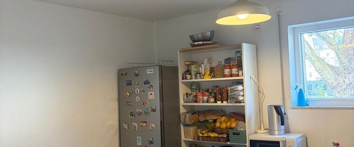 2-Zimmer Wohnung in Düsseldorf Bilk im EG mit Balkon zur Miete - Photo 1