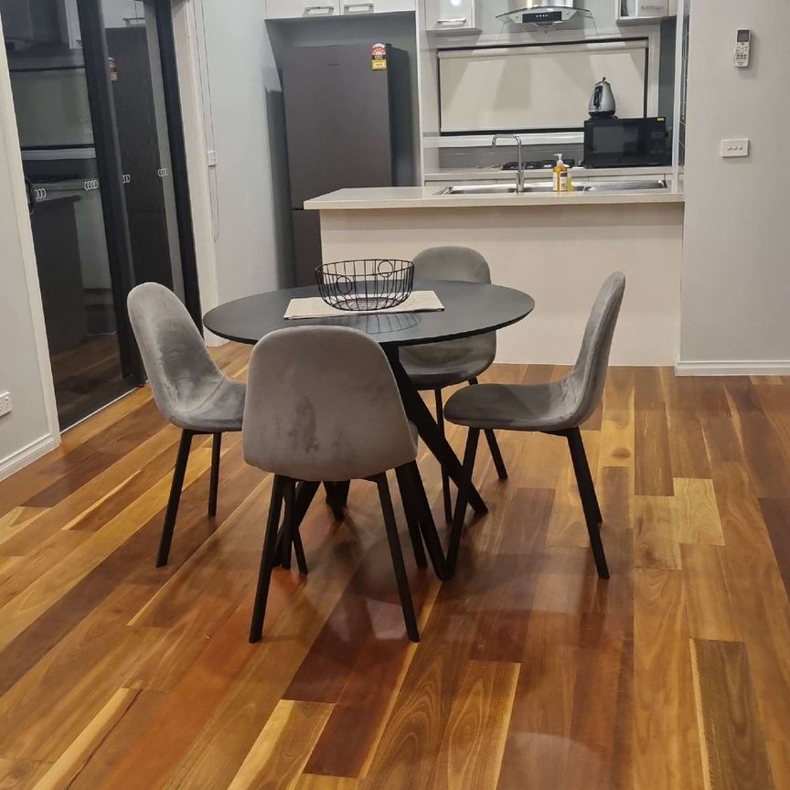 Mount Waverley - Photo 1