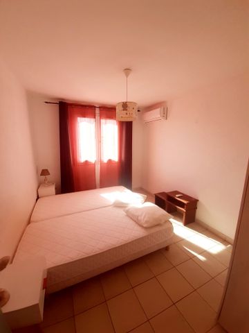 Location Appartement 3 pièces 61m² ST PIERRE 97410 - Photo 3