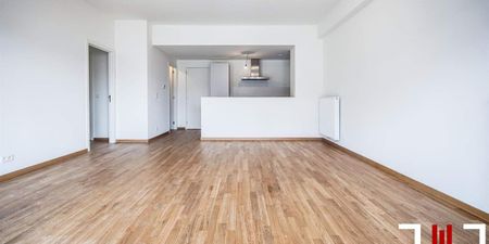 Appartement te huur in Elsene voor € 1.715 met 2 slaapkamers - Photo 4