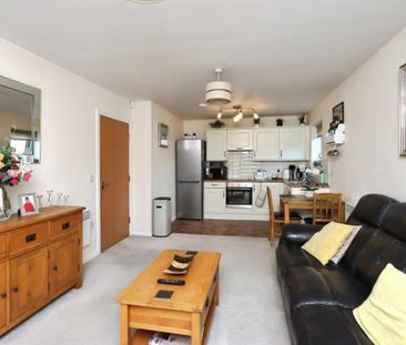 2 Bed Flat, Cuthbert Cooper Place, S9 - Photo 1