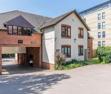 St Andrew Court, Upton Park, Slough - Photo 5