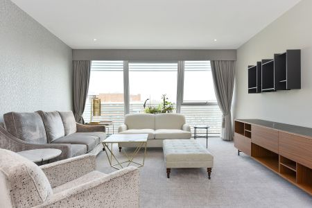 Hester Road, Battersea, London, SW11 - Photo 4